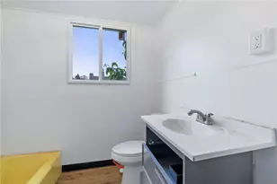 322 Hays Ave, Pittsburgh, PA 15210 - Photo 7