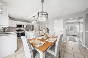 1111 Redoak Dr, Penn Twp, PA 15636 - Photo 9