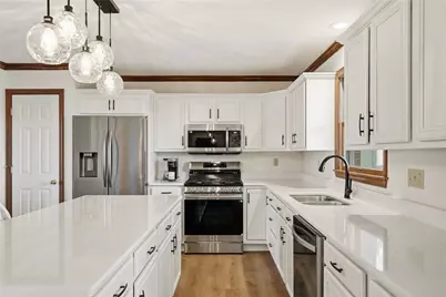 1370 Spyglass Hl, Hempfield Township, PA 15601 - Photo 21