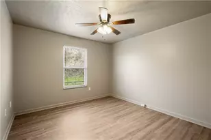 2007 Moccasin Dr, South Strabane, PA 15301 - Photo 23