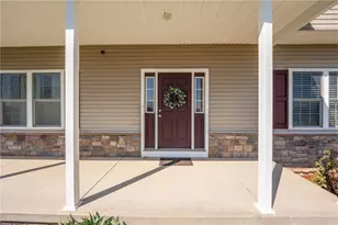 155 Fairview Ln, Derry Township, PA 15627 - Photo 7