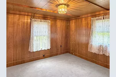 1135 N Liberty St, Taylor Township, PA 16102 - Photo 23