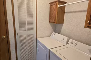 703 Dauphin Dr, Cranberry Township, PA 16066 - Photo 11