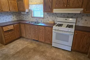 703 Dauphin Dr, Cranberry Township, PA 16066 - Photo 7