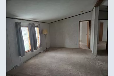 703 Dauphin Dr, Cranberry Township, PA 16066 - Photo 3