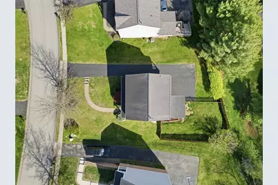 1104 Meadowbrook Dr, Canonsburg, PA 15317 - Photo 3