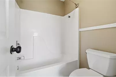 1104 Meadowbrook Dr, Canonsburg, PA 15317 - Photo 17