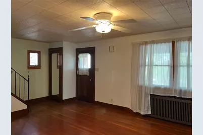 227 Clairmont Ave, Pittsburgh, PA 15229 - Photo 5