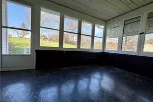 42 Strean St, North Franklin Township, PA 15301 - Photo 9