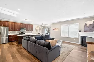 6459 Lindsey Ln, Murrysville, PA 15632 - Photo 7