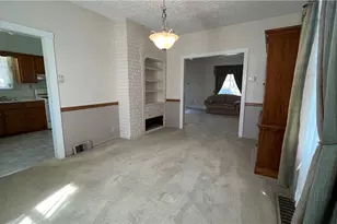 421 Argonne Dr, New Kensington, PA 15068 - Photo 5
