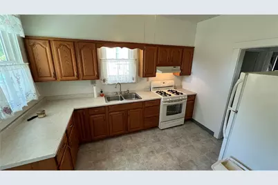 421 Argonne Drive, New Kensington, PA 15068 - Photo 7