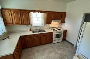 421 Argonne Dr, New Kensington, PA 15068 - Photo 7