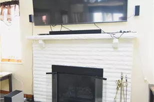 4737 Interboro Ave, Pittsburgh, PA 15207 - Photo 9