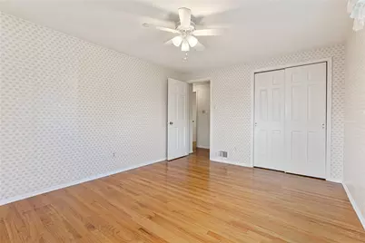 1001 Centergate Drive, Bethel Park, PA 15102 - Photo 23