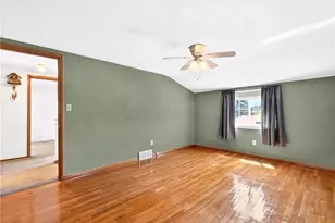 1543 Roosevelt Ave, South Park, PA 15129 - Photo 27