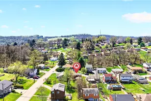 1543 Roosevelt Ave, South Park, PA 15129 - Photo 3