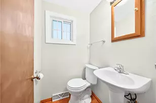 1543 Roosevelt Ave, South Park, PA 15129 - Photo 15