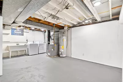 1543 Roosevelt Ave, South Park, PA 15129 - Photo 33