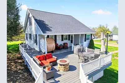 8 Snyder Ave, Carroll Twp, PA 15063 - Photo 5