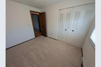 105 Ramage Rd, Pittsburgh, PA 15214 - Photo 19