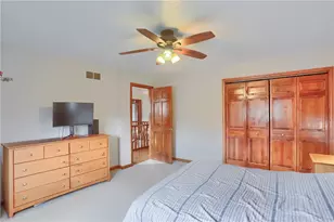110 Larkspur Cir, Penn Township, PA 16002 - Photo 31