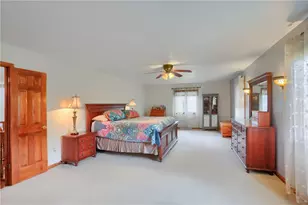 110 Larkspur Cir, Penn Township, PA 16002 - Photo 25