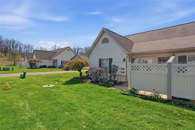 1064 Timberwood Dr, Chippewa Township, PA 15010 - Photo 37