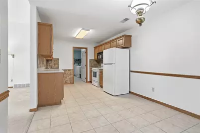 1064 Timberwood Dr, Chippewa Township, PA 15010 - Photo 7