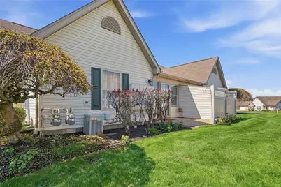 1064 Timberwood Dr, Chippewa Township, PA 15010 - Photo 35