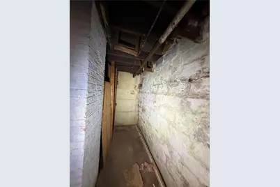 822 Shawnee St, East Pittsburgh, PA 15219 - Photo 37