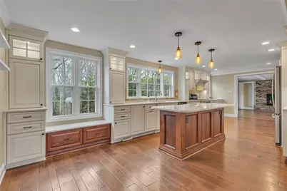 100 Green Forest Dr, Economy, PA 15005 - Photo 7