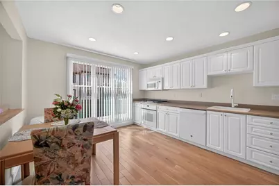 8 Waterside Pl, Washington's Landing, PA 15222 - Photo 5