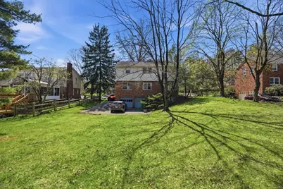 108 Oxbridge Dr, Ross Twp, PA 15237 - Photo 31