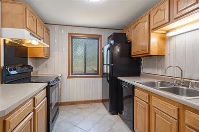 104 Bellwood Ct, Cranberry Township, PA 16066 - Photo 9