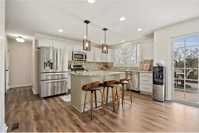 8025 Jordan Court, Moon/Crescent Twp, PA 15108 - Photo 13