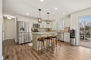 8025 Jordan Ct, Moon/Crescent Twp, PA 15108 - Photo 13