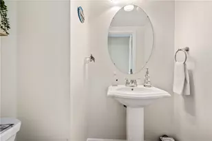 8025 Jordan Ct, Moon/Crescent Twp, PA 15108 - Photo 17