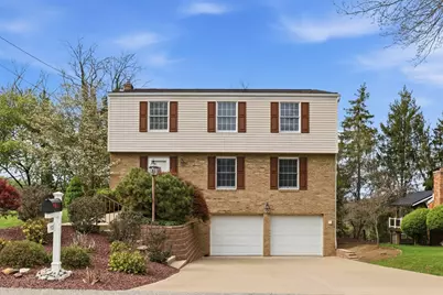 113 N Harleston Dr, Ross Twp, PA 15237 - Photo 1