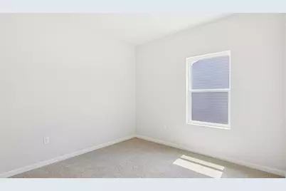 104 Olivia Dr, New Stanton, PA 15639 - Photo 17