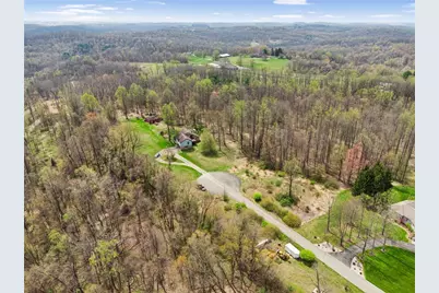 202R Eagles Ln, Murrysville, PA 15668 - Photo 5