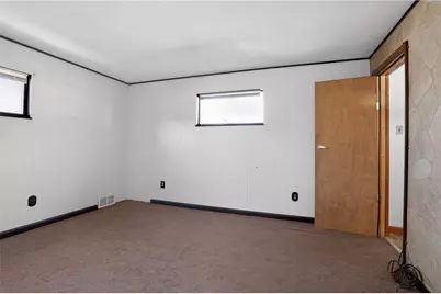 1063 Muldowney Ave, Pittsburgh, PA 15207 - Photo 9