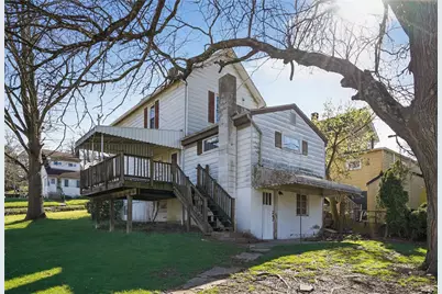 1063 Muldowney Ave, Pittsburgh, PA 15207 - Photo 3