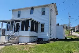 1653 Main St, Leechburg Boro, PA 15656 - Photo 1