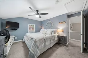 917 Roland Rd, Wilkins Township, PA 15221 - Photo 17