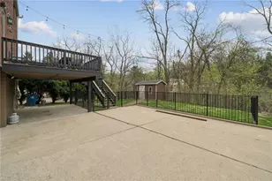 917 Roland Rd, Wilkins Township, PA 15221 - Photo 29