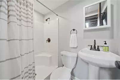 917 Roland Rd, Wilkins Township, PA 15221 - Photo 25