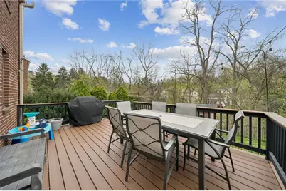 917 Roland Rd, Wilkins Township, PA 15221 - Photo 27