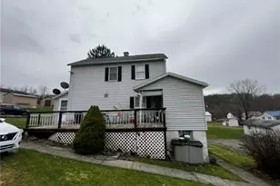 1027 1st St, Cowanshanock Township, PA 16201 - Photo 15