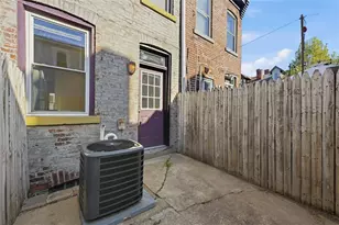 4854 Plum Wy, Pittsburgh, PA 15201 - Photo 15